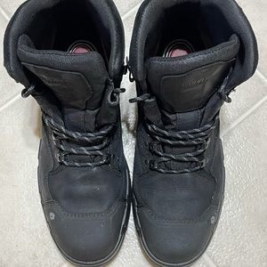 Men’s wolverine steel toe boots size 12